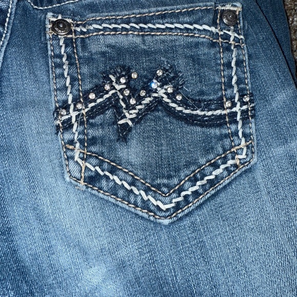 Miss Me Bootcut Jeans - Picture 4 of 10